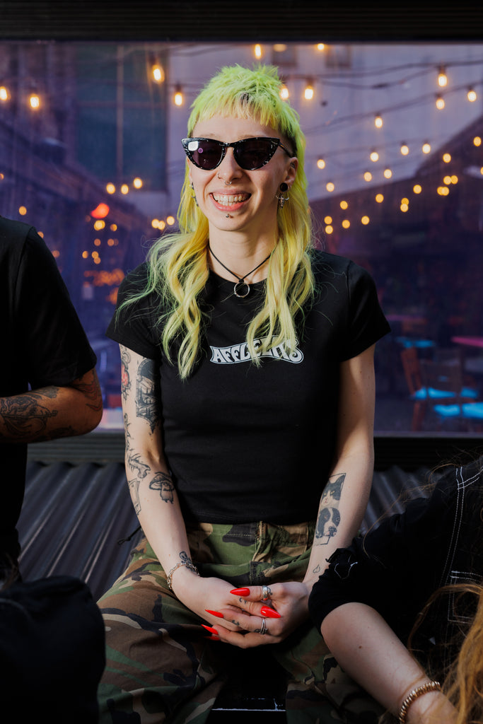 Afflecks Unisex Y2K Baby Tee